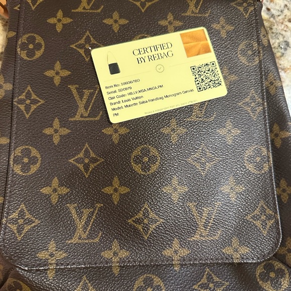 Auth Louis Vuitton Musette Salsa, ex cond10” tall x 9” wide, overall length 22” - Picture 5 of 7